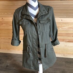 Women’s army green utility jacket!